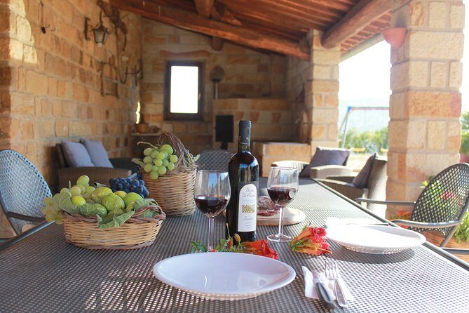 Private Horseback Riding Tour on Etna Area + Traditional Lunch - Etna Park on Horseback: What the One-Hour Trail Ride Feels Like