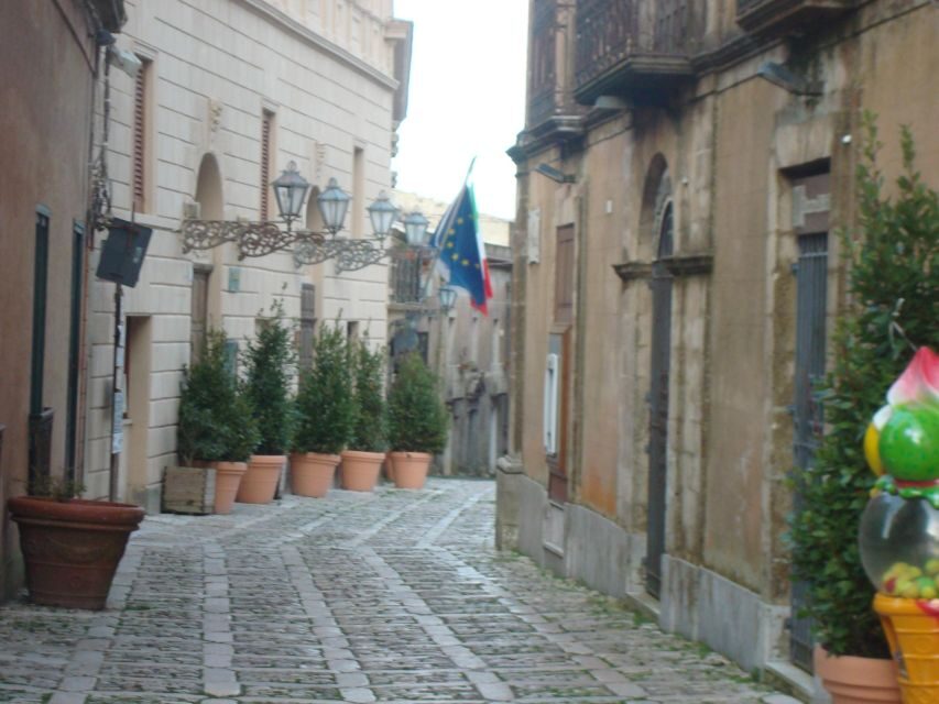 Private Monreale Cathedral and Cloister, Ceramic Lab tour - Ceramics lab tour: meet Sicilian craft up close