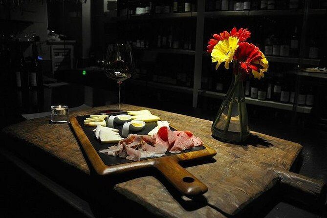 Private Sicilian Wine & Cheese Tasting - Inside the Wine Bar: How the Tasting Actually Plays Out