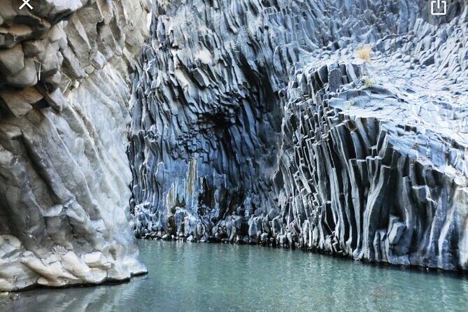Private Tour Alcantara Gorges, Taormina and Messina. Departure Messina - The Short Messina City Stop: Getting Your Bearings
