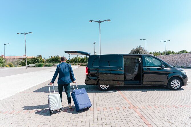 Private Transfer from Catania Airport to Locations in Southern Sicily - Ride comfort and the “you choose the music” advantage