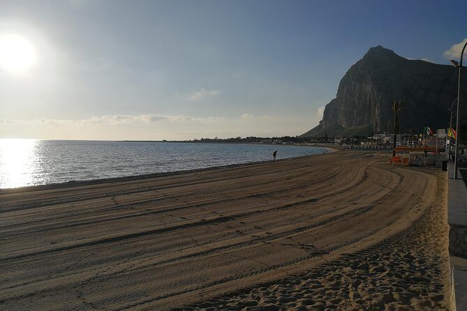 Private Transfer from/to Trapani - How the Meet-and-Greet Works (And Why It Feels Easier)