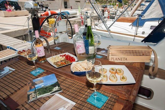 Ragusa coast: Private Sailing tour - Getting oriented: Porto Turistico Marina di Ragusa (and what “private” means)