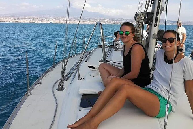 Sailing tour at sunset in catania - Castello Normanno from the sea: the first wow moment