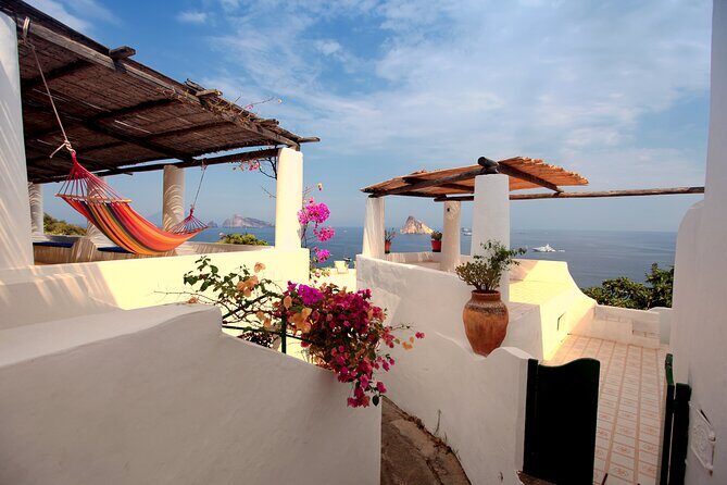 Salina, Panarea and Stromboli from Cefalu, Via Capo D'Orlando - Panarea: the “small and glamorous” island with a boat that sails the scenic lines