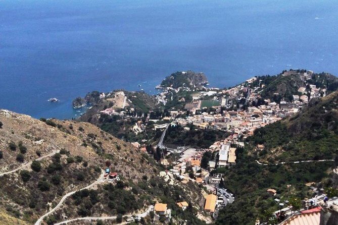 Sea, Volcano and History: Giardini Naxos, Isolabella, Etna and Taormina - Who This Excursion Suits Best
