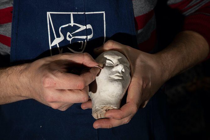Sicilian puppets in Syracuse: show with behind-the-scenes visit - The craft details you’ll appreciate most