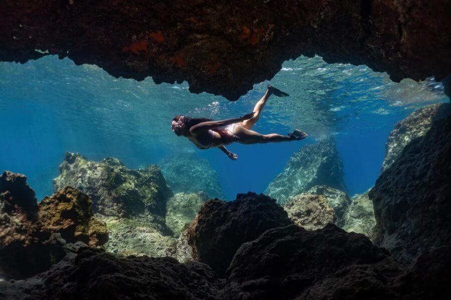 Snorkeling Tour of the Taormina Coast and Isola Bella - Group size, guide style, and the human touch