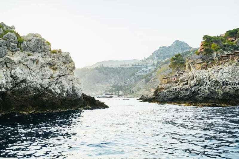 Taormina: Sunset Boat Tour with Dolphin Watching & Aperitif - Aperitif snacks and drinks: the relaxed part of the evening