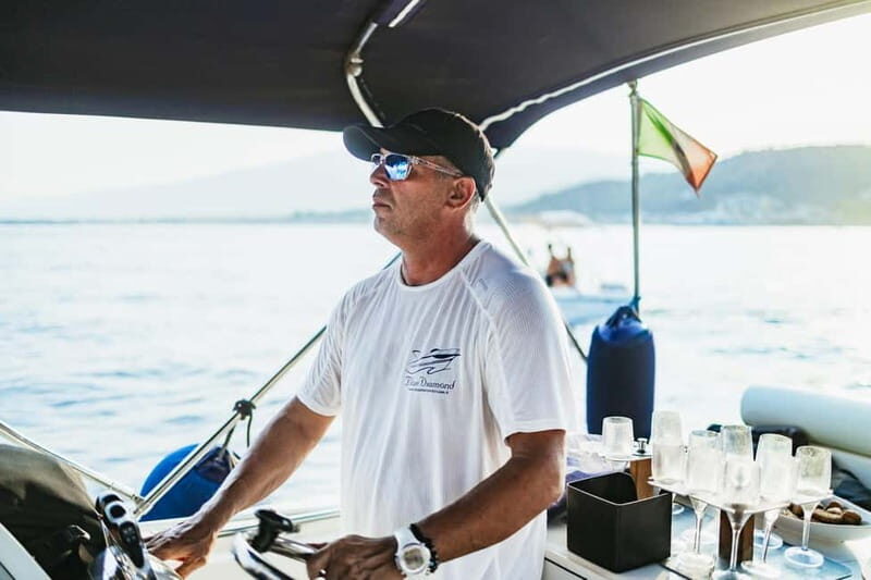 Taormina: Sunset Boat Tour with Dolphin Watching & Aperitif - Group size, hosts, and why this feels personal
