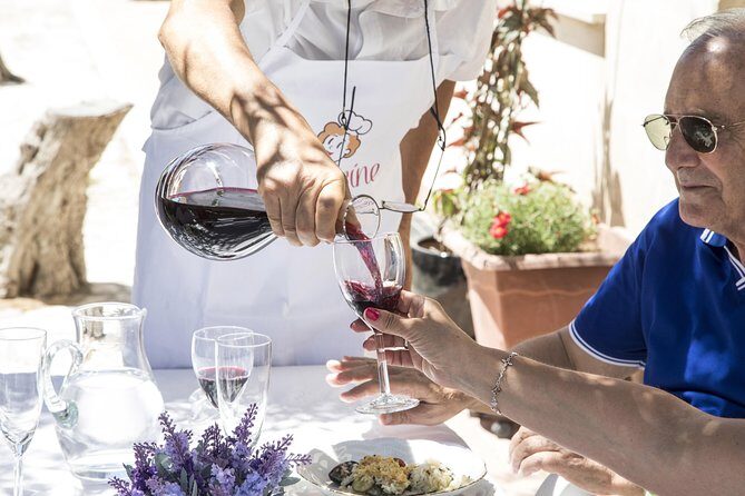 The art of the Italian Aperitivo with a local: Learn & Enjoy in Palermo - Entering a Palermo home at 6:00 pm