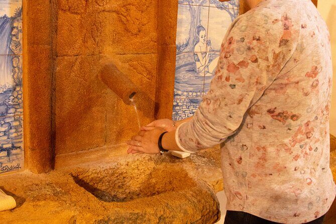 Tour and Soap personalization at the Soap Museum in Sciacca - Guide energy in English: Alessandro and Alessio set the tone