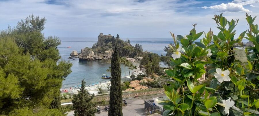 Tour da Messina a Taormina, Castelmola, Isola Bella - Castelmola: the sea-view break with medieval touches