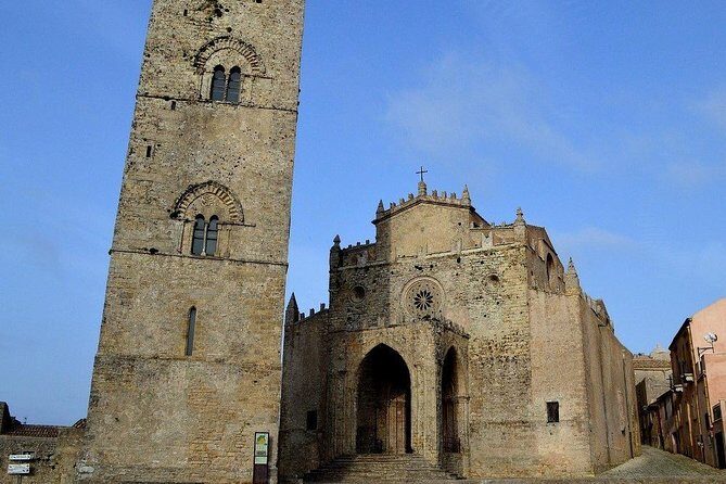 Tour Erice, Trapani salt pans, Segesta - The comfort factor: a private ride that keeps you human