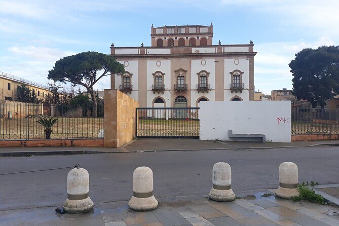 Tour of Villa Palagonia and Street Food itinerary in Bagheria - Meeting point, transfers, and how to avoid morning stress