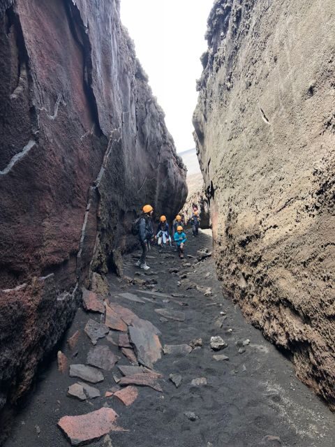 Trekking at 3000 meters on Etna - Gear that actually helps at 3000m