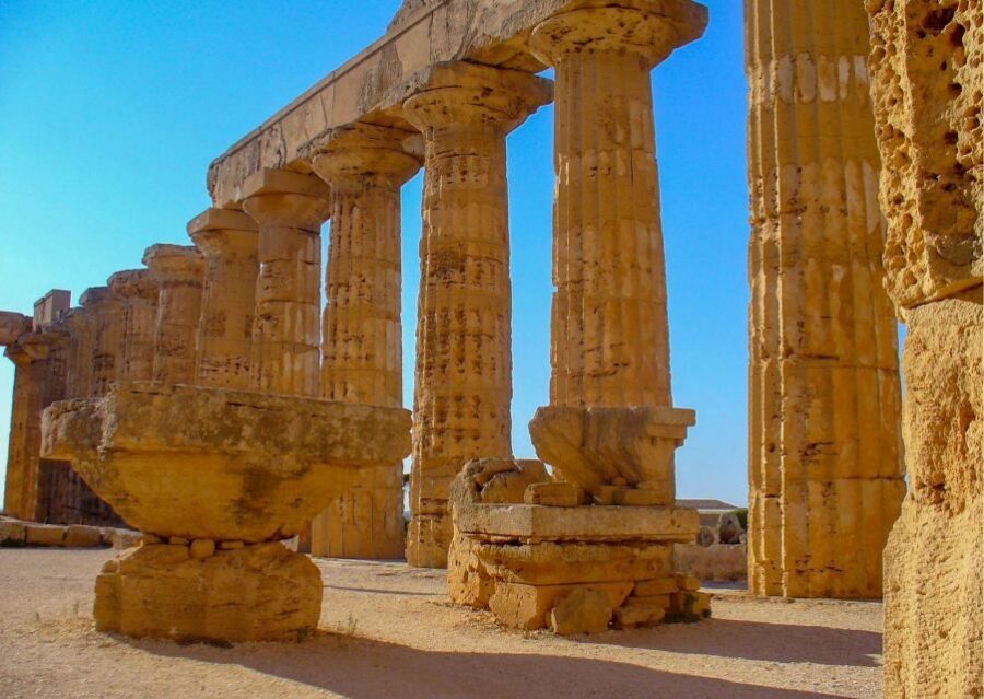 Valley of the Temples and Villa Romana Multi-Language Tour - Agrigento’s Valley of the Temples Walk: Hera to Zeus